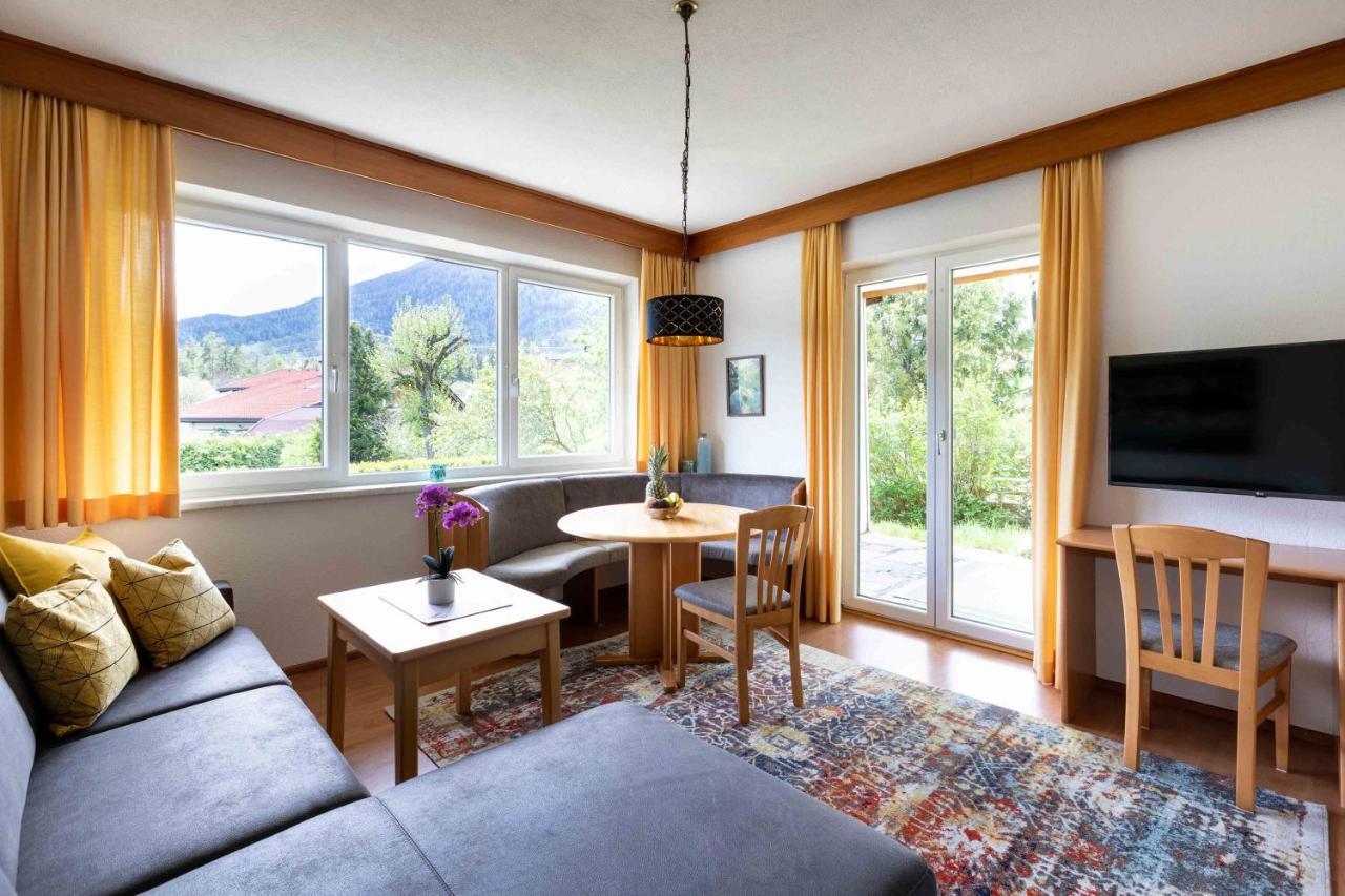 Appartementhaus Bergland Obsteig Esterno foto